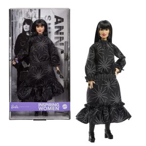 Barbie – Femmes Inspirantes – Poupée et Acc. – Anna Sui. Robe Noire