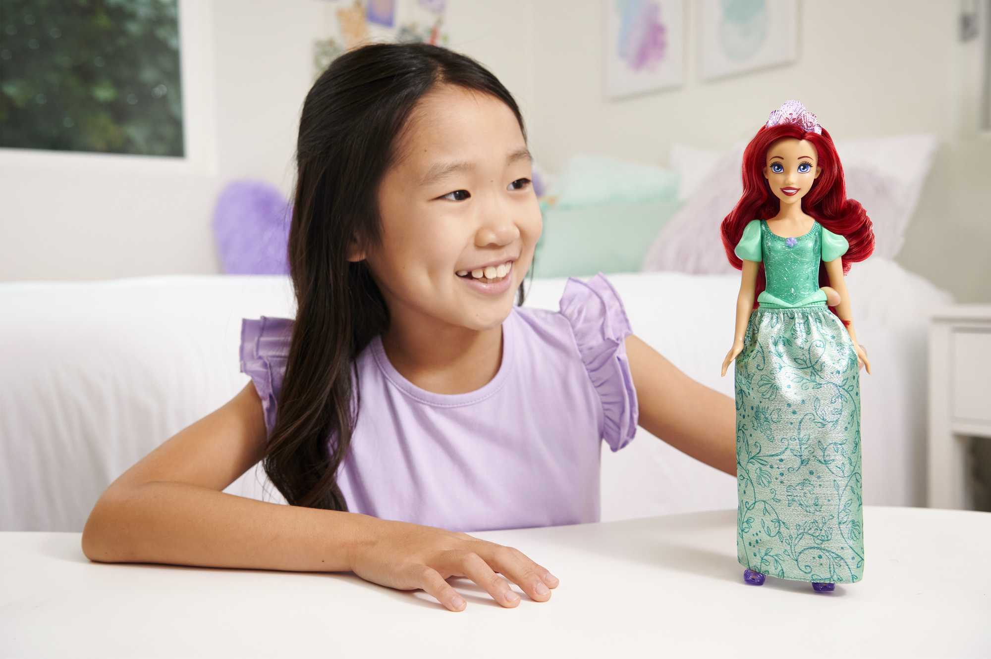 Disney Princess Toys. Ariel Fashion Doll And Accessories - Image 2